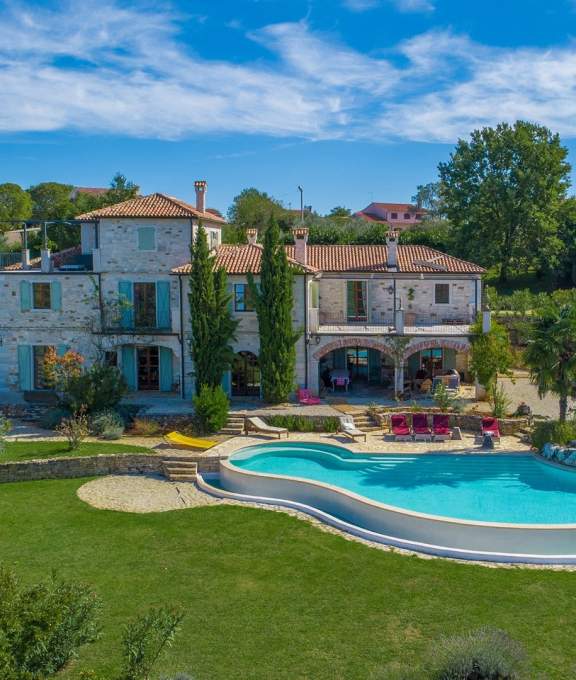 Villa zu den Drei Eichen-Barat