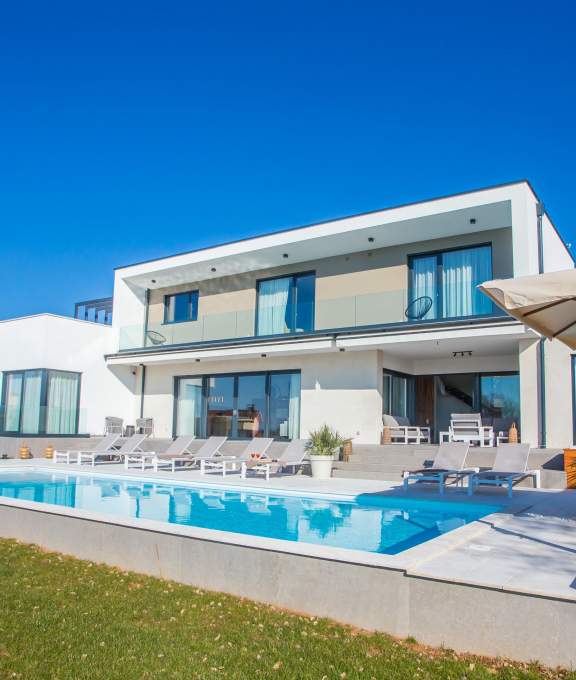 Gorgeous Villa Fuskulina with seaview and pool