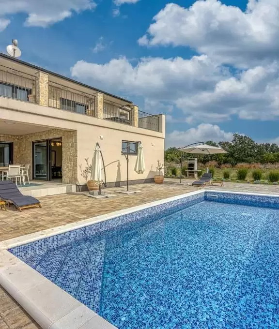 Villa Klementina sa bazenom i whirlpooloml