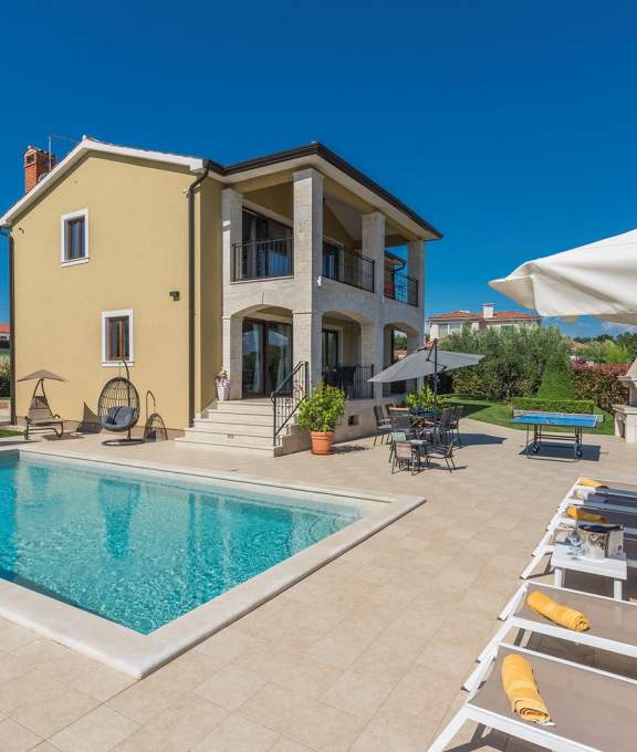 Villa Vanesa with Private Pool and  Whirlpool
