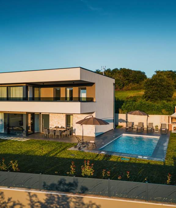 Beautiful Villa Angelina with Private Pool and Sauna