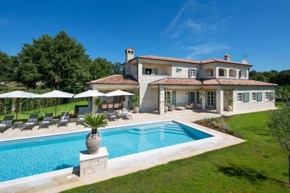 Meravigliosa Villa Nevia con piscina nell´ Istria centrale