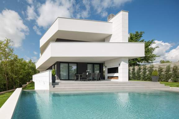 Modern Villa 55 with Pool and Spa