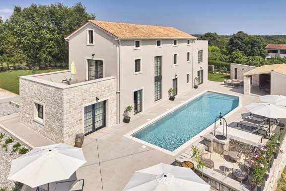 Villa Madora
